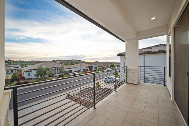 726 Sundahl Dr, Folsom, CA 95630