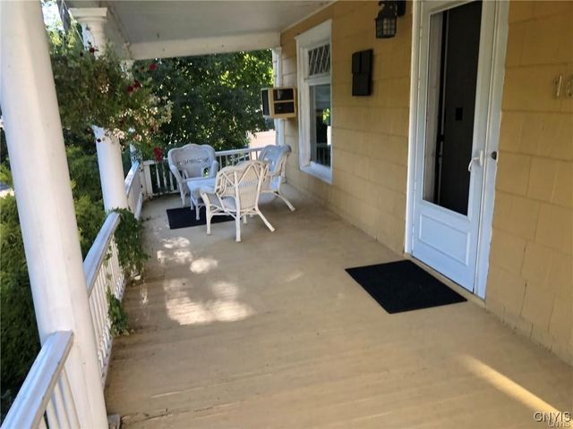 167 East Genesee St Apt 2, Skaneateles, NY 13152