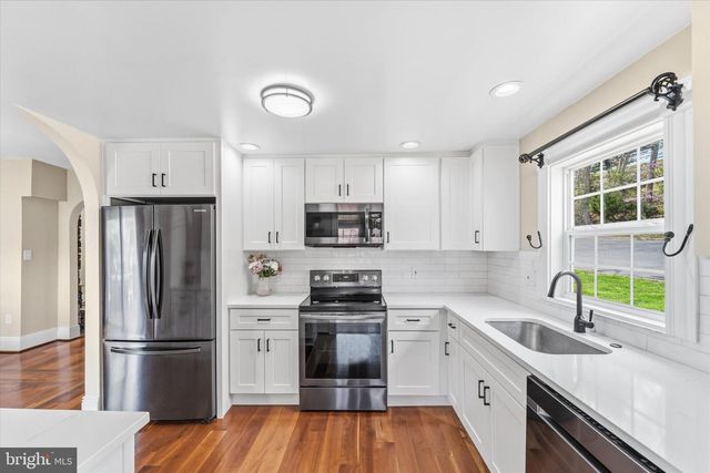 125 W 4TH ST, Front Royal, VA 22630