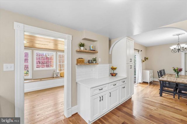 125 W 4TH ST, Front Royal, VA 22630
