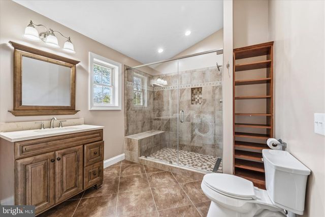 125 W 4TH ST, Front Royal, VA 22630