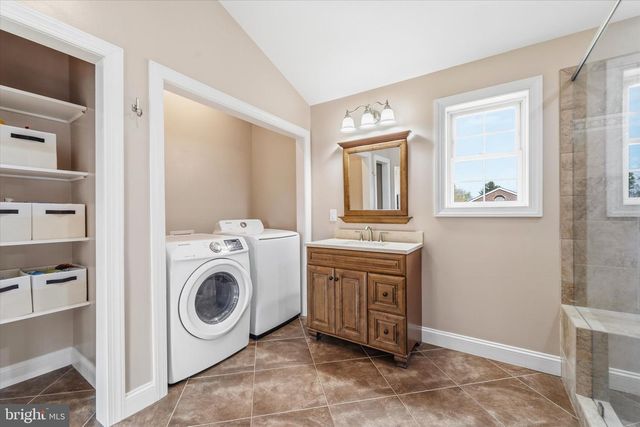 125 W 4TH ST, Front Royal, VA 22630