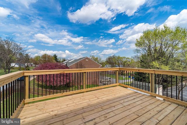 125 W 4TH ST, Front Royal, VA 22630
