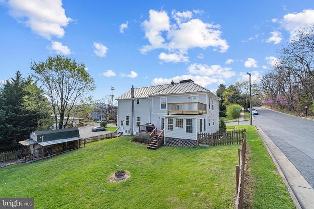 125 W 4TH ST, Front Royal, VA 22630