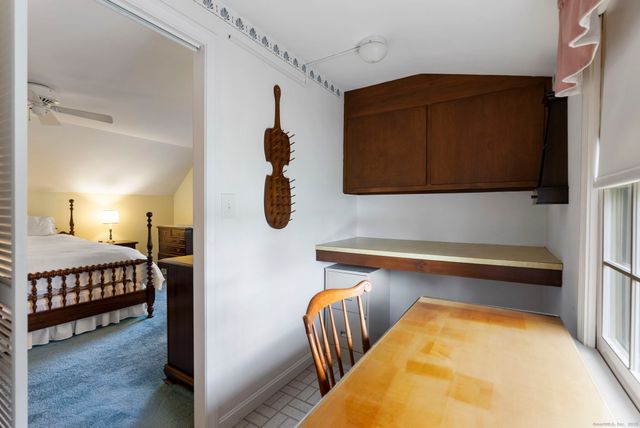 16 Westview Lane, Glastonbury, CT 06033