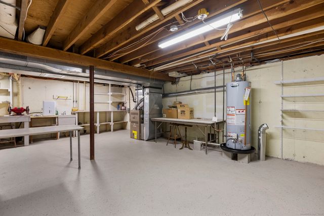 16 Westview Lane, Glastonbury, CT 06033