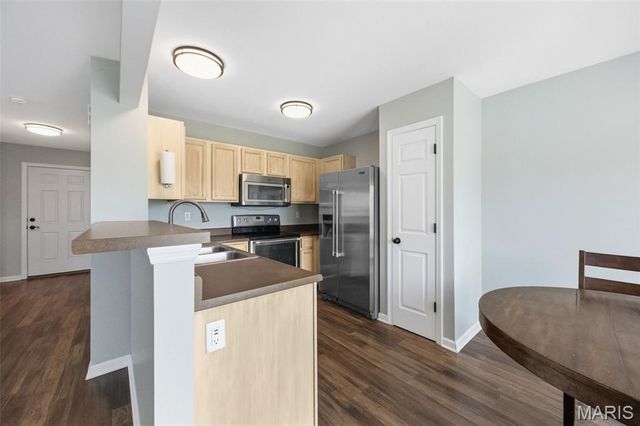 703 Wayland Drive, O'fallon, MO 63366
