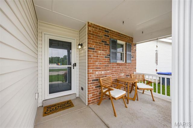703 Wayland Drive, O'fallon, MO 63366