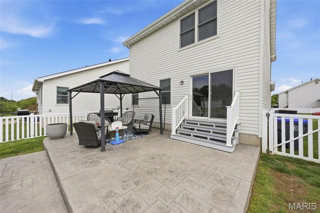 703 Wayland Drive, O'fallon, MO 63366