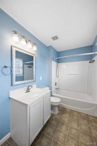 703 Wayland Drive, O'fallon, MO 63366
