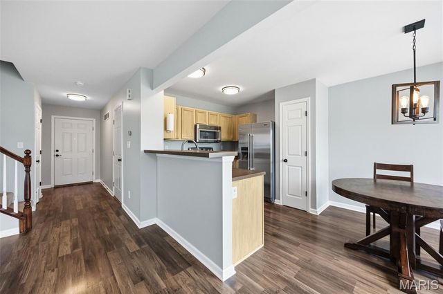 703 Wayland Drive, O'fallon, MO 63366