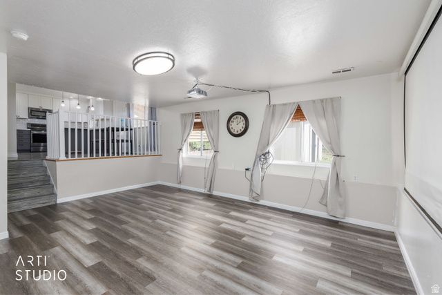 1266 E CHERRY LN, Layton, UT 84040