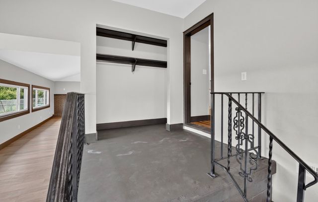 315 9th Avenue, De Witt, IA 52472