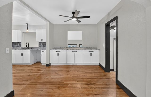 315 9th Avenue, De Witt, IA 52472