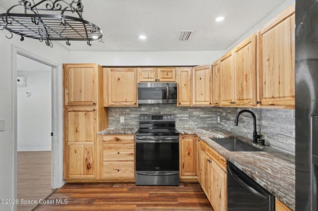 1341 Cindy Circle NE, Melbourne, FL 32905