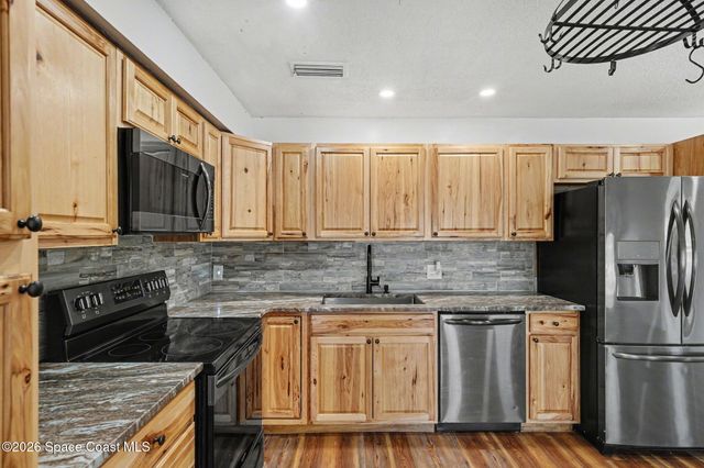 1341 Cindy Circle NE, Melbourne, FL 32905