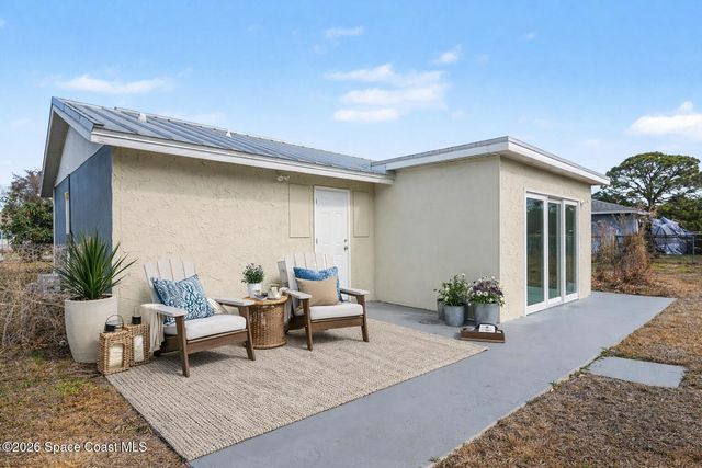 1341 Cindy Circle NE, Melbourne, FL 32905