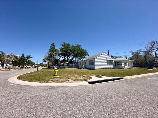 3050 DUPONT STREET S, Gulfport, FL 33707