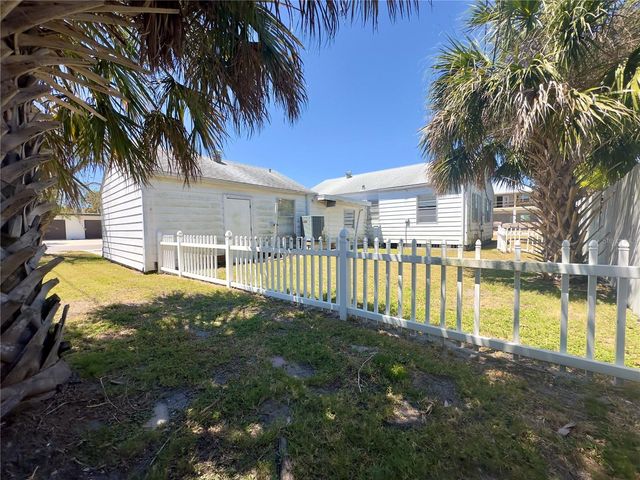 3050 DUPONT STREET S, Gulfport, FL 33707