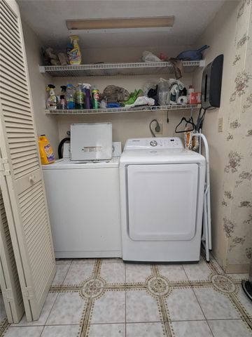 2812 N 46th Avenue G 272, Hollywood, FL 33021