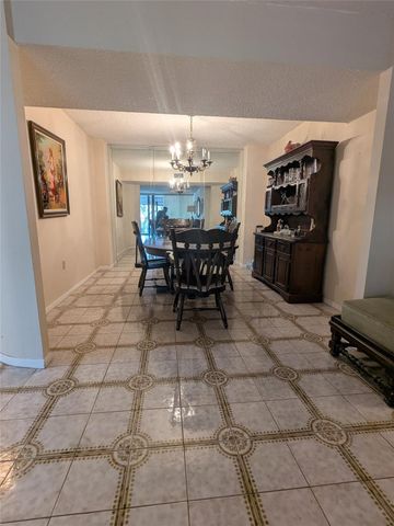 2812 N 46th Avenue G 272, Hollywood, FL 33021