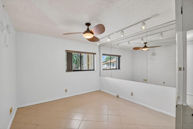 10631 Ocean Palm Way 202, Boynton Beach, FL 33437