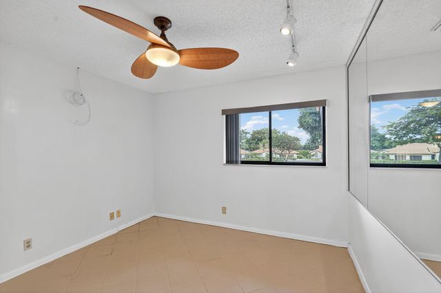 10631 Ocean Palm Way 202, Boynton Beach, FL 33437