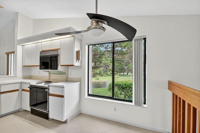 10631 Ocean Palm Way 202, Boynton Beach, FL 33437