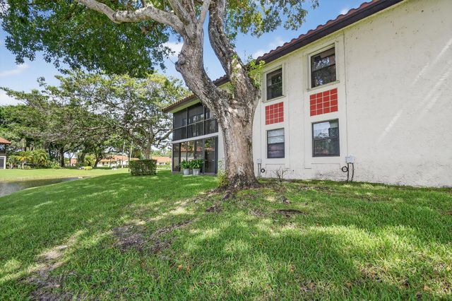 10631 Ocean Palm Way 202, Boynton Beach, FL 33437