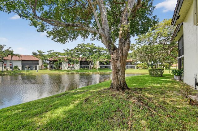 10631 Ocean Palm Way 202, Boynton Beach, FL 33437