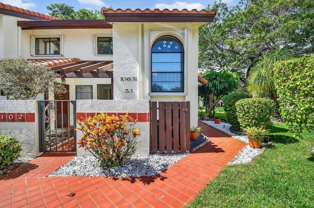 10631 Ocean Palm Way 202, Boynton Beach, FL 33437