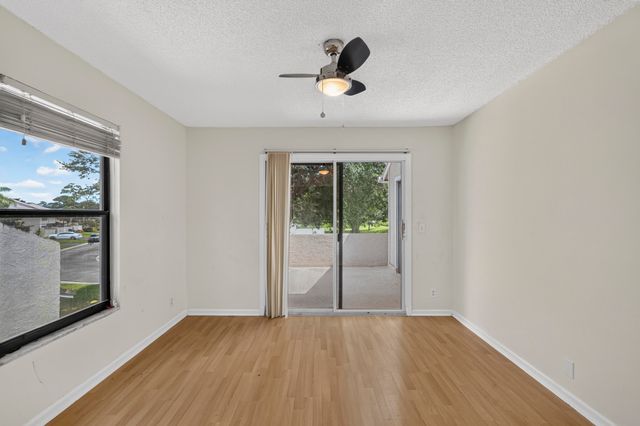 12720 Spinnaker Lane, Wellington, FL 33414