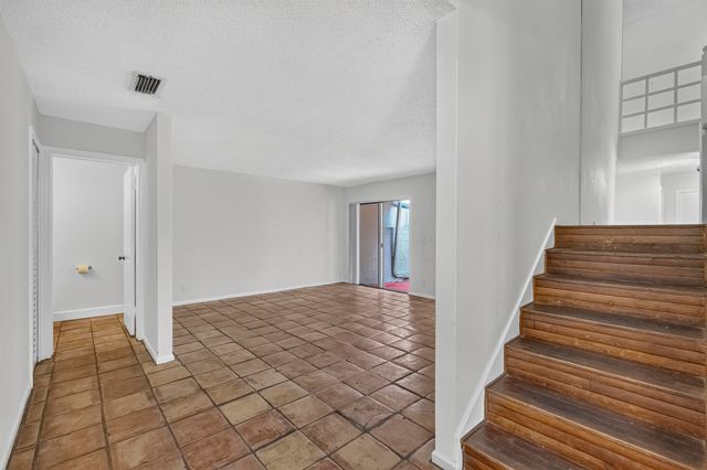 12720 Spinnaker Lane, Wellington, FL 33414