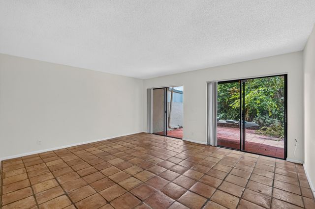 12720 Spinnaker Lane, Wellington, FL 33414