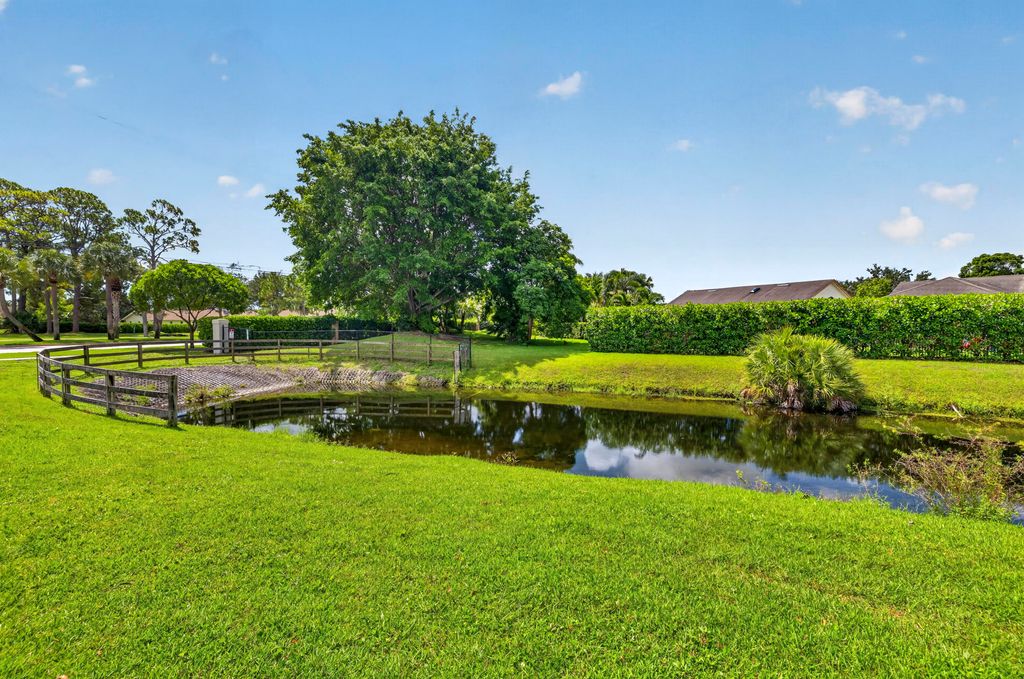 12720 Spinnaker Lane, Wellington, FL 33414