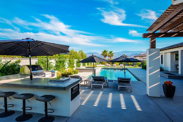 7 Siena Vista Court, Rancho Mirage, CA 92270