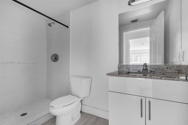 1029 NW 3rd St, Miami, FL 33128