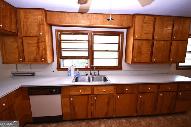 4 Bill Ploof Road, Buchanan, GA 30113