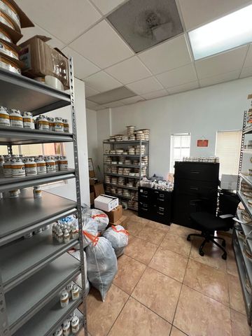 3335 NW 74th Avenue 3335, Miami, FL 33122