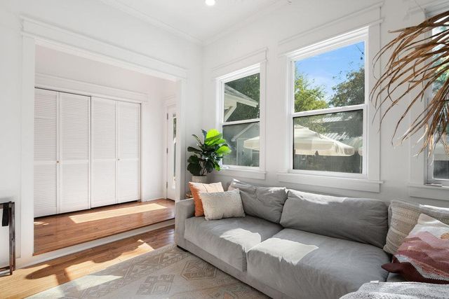 4905 Duval ST, Austin, TX 78751