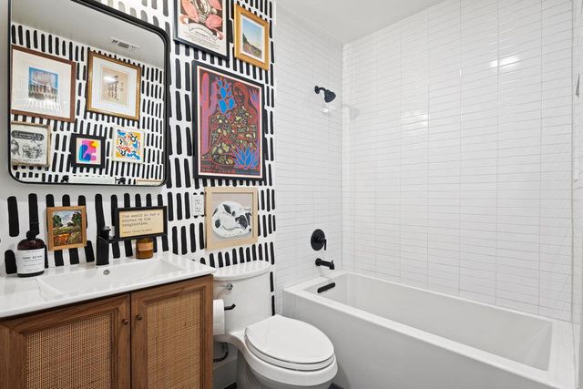 4905 Duval ST, Austin, TX 78751