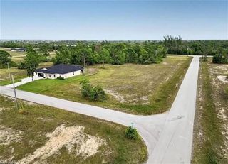 3403 NW 41st PL, Cape Coral, FL 33993