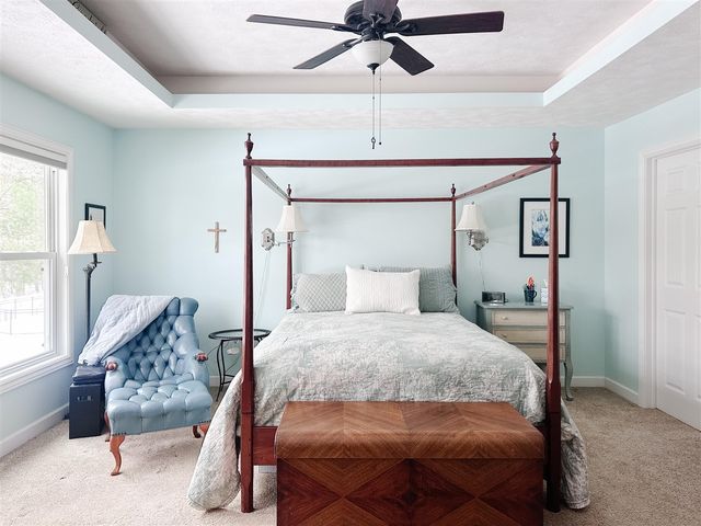 15401 Sundew Street, Grand Haven, MI 49417