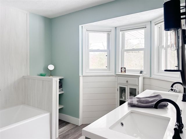 15401 Sundew Street, Grand Haven, MI 49417