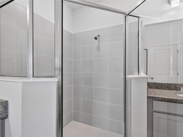 2027 FIRETHORN LOOP, Haines City, FL 33844