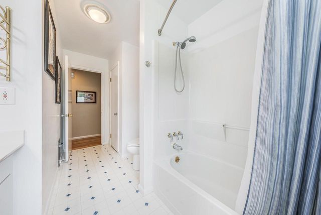 411 LOWELL PLACE, Neenah, WI 54956