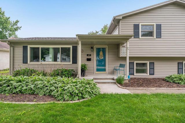 411 LOWELL PLACE, Neenah, WI 54956