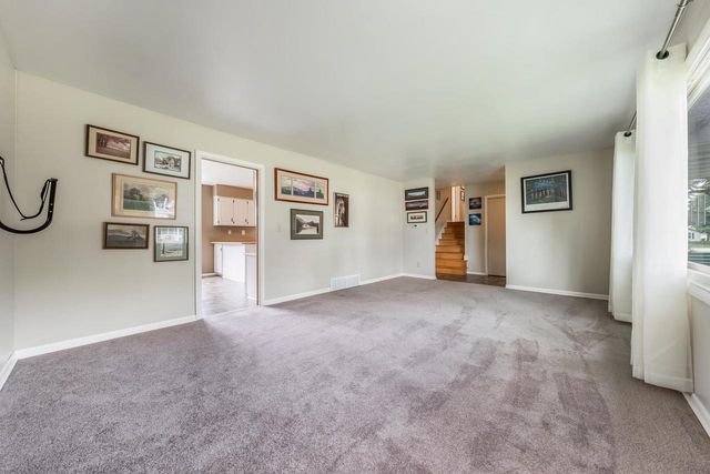 411 LOWELL PLACE, Neenah, WI 54956