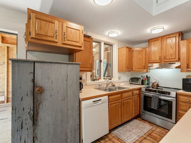 188 Green Street, Vergennes, VT 05491
