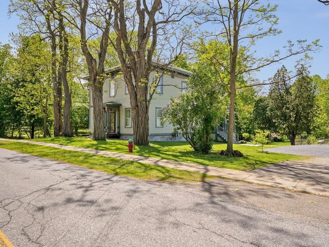 188 Green Street, Vergennes, VT 05491